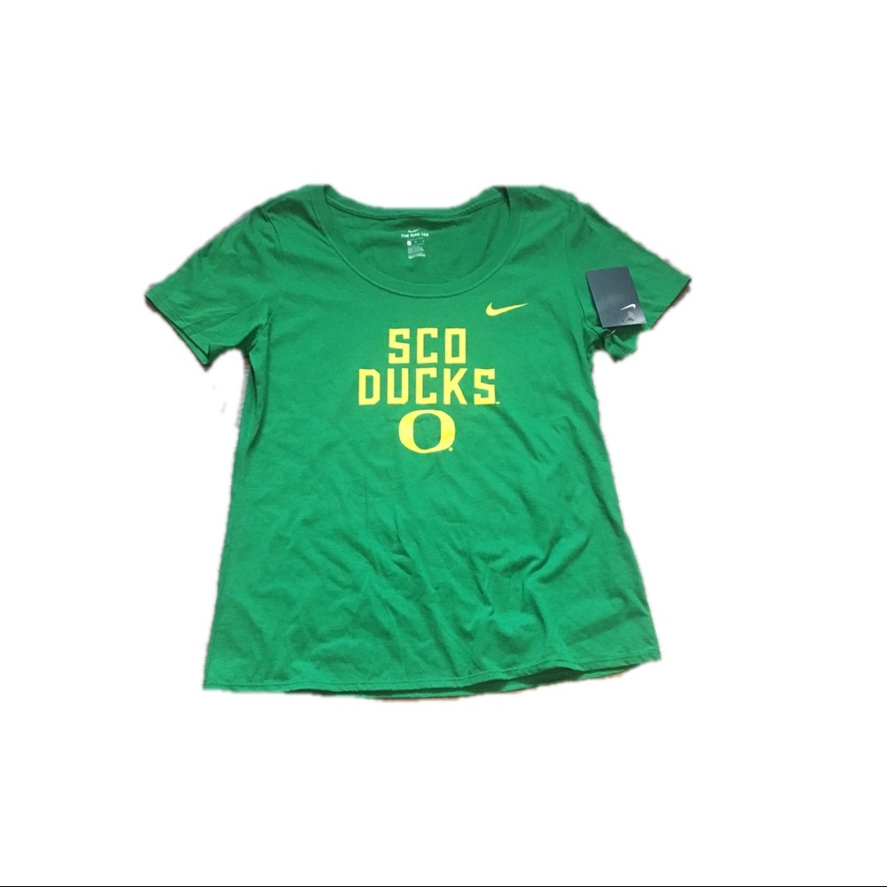 Oregon Ducks‎ Nike Women’s “Sco” Scoop Shirt